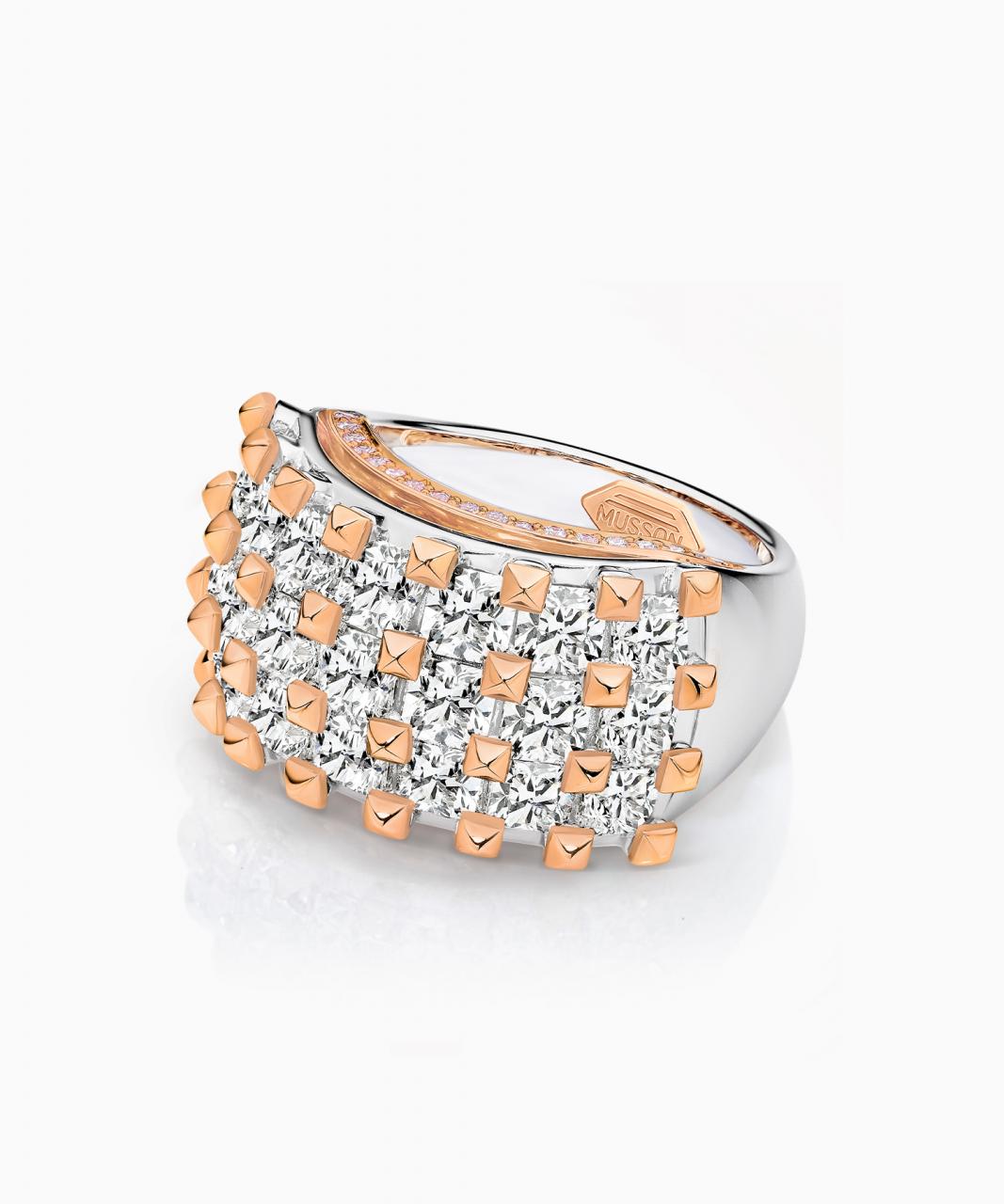 Aella Diamond Ring