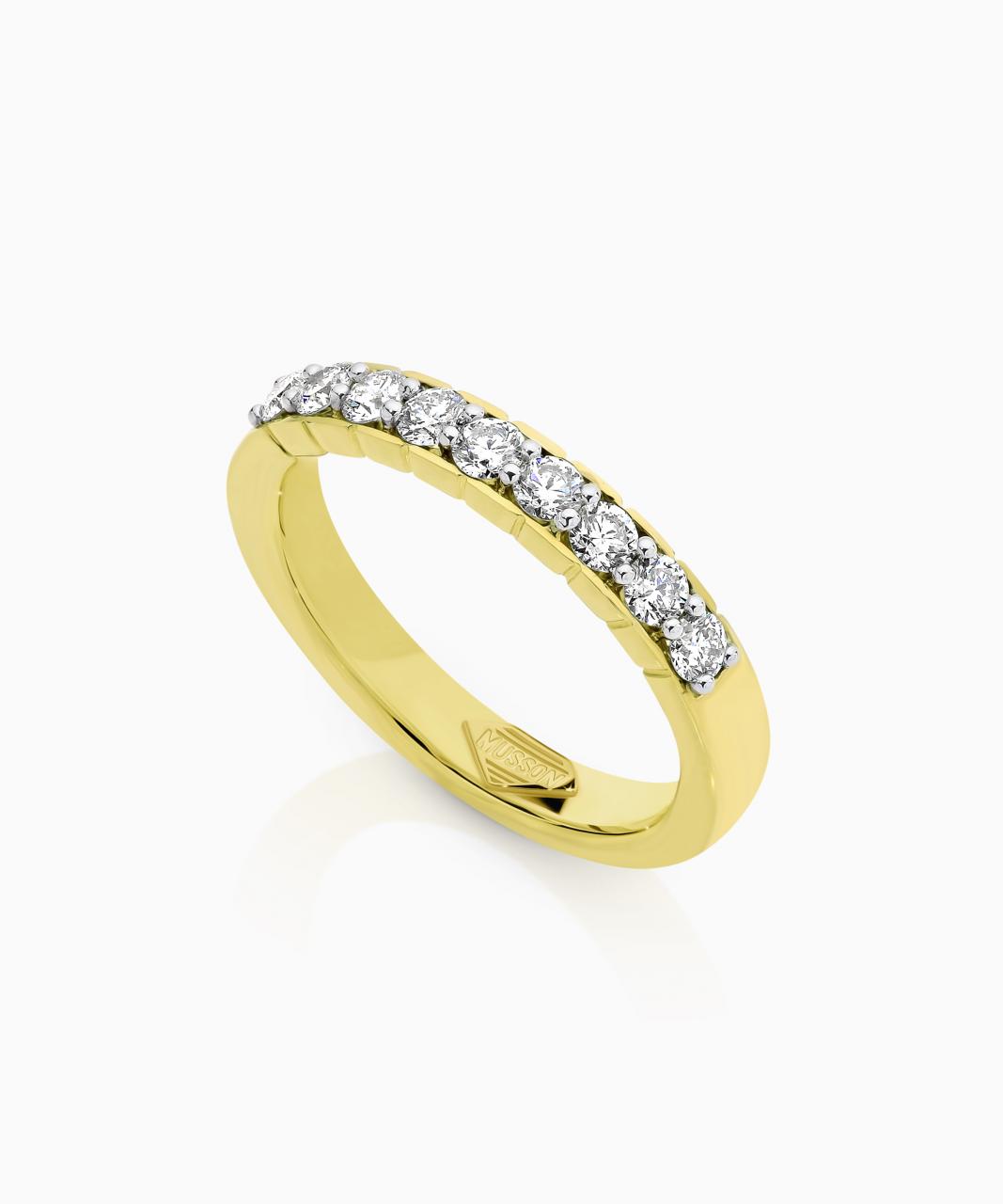 Adore Medio Diamond Ring