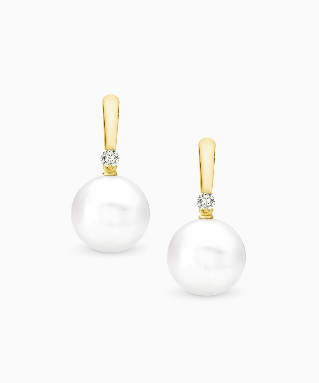 Quiver Pearl Earrings