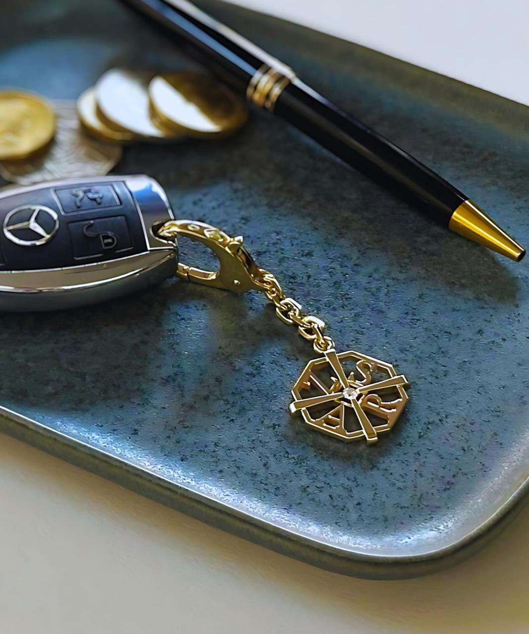 My World Key Ring BESPOKE, 9ct Gold