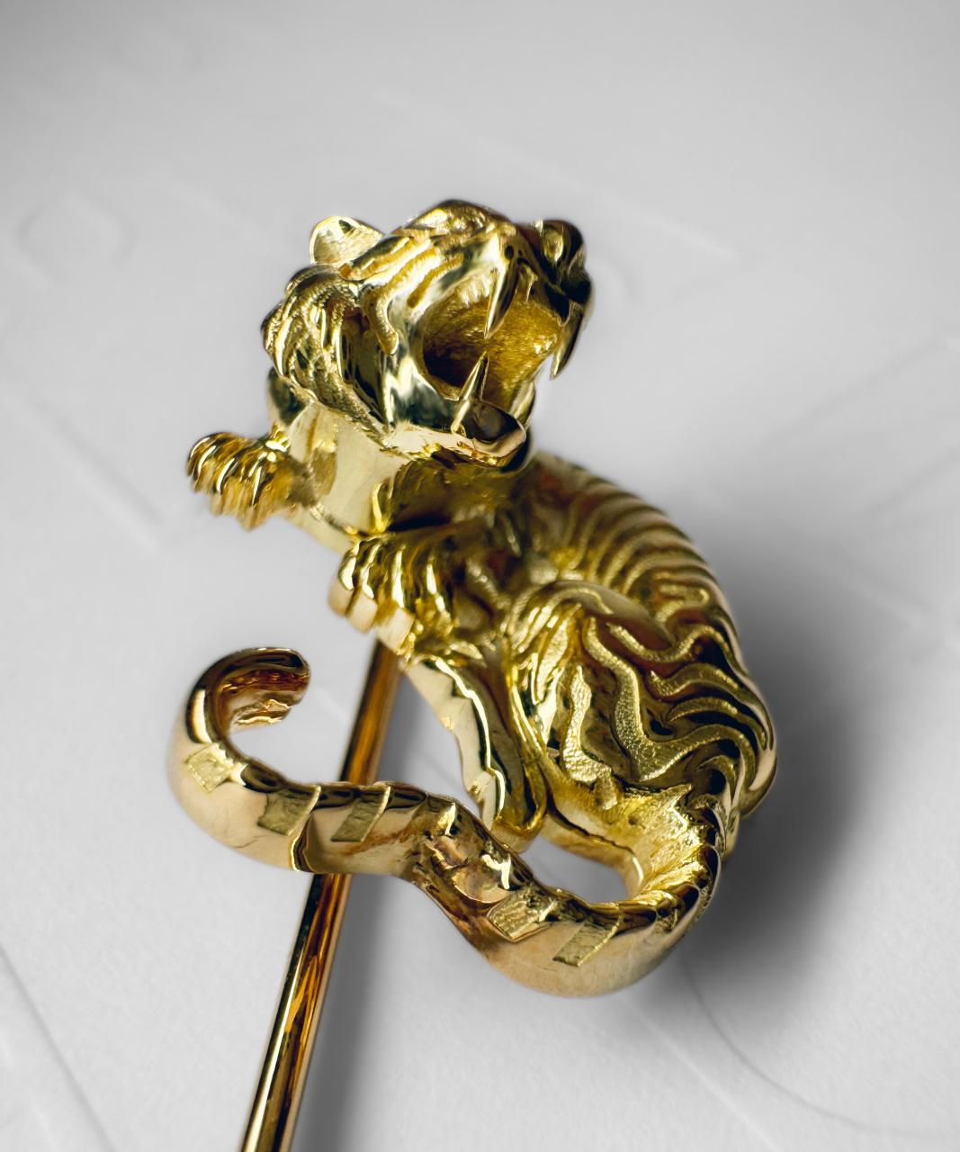 Tiger Lapel Pin, 18ct Yellow Gold