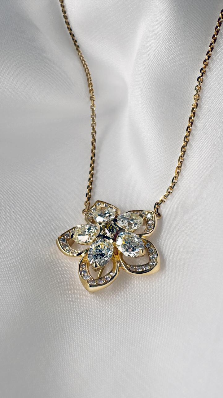 Joy Couture Olive Diamond Necklace, 18ct Yellow and White Gold